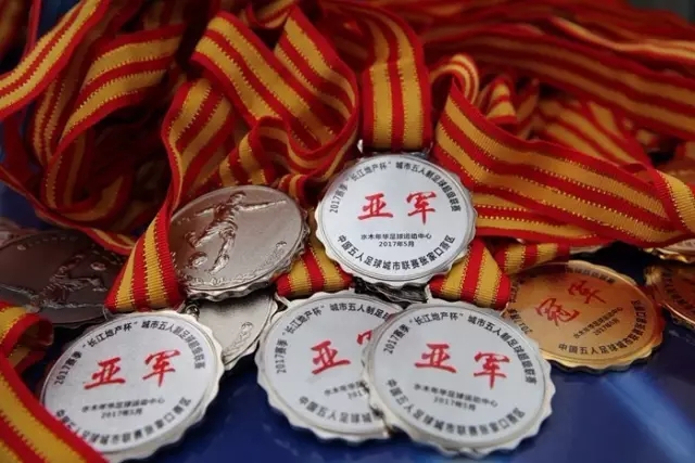国产奇葩动画“牛来”凭槽点走红海外，票房暴增